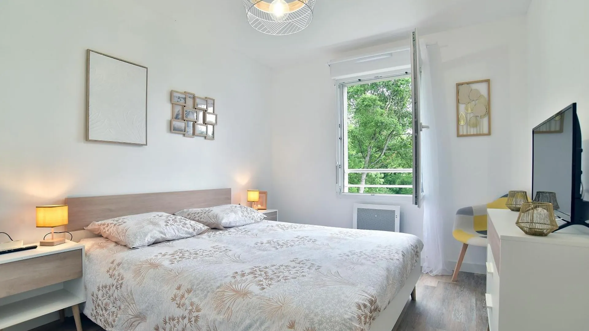 Gortoz Pell Matignon - Appt 4P Avec Terrasse Apartamento França