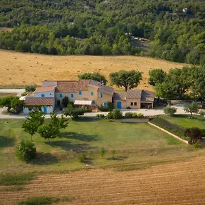 domaine-de-la-marie-dans-le-luberon.fr-provencehotel.com/